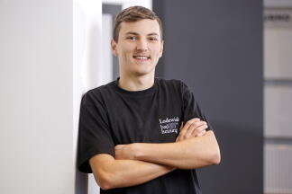 Lodewick_Monteuer_6_324x216px